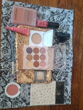 New Ipsy Makeup Bundle